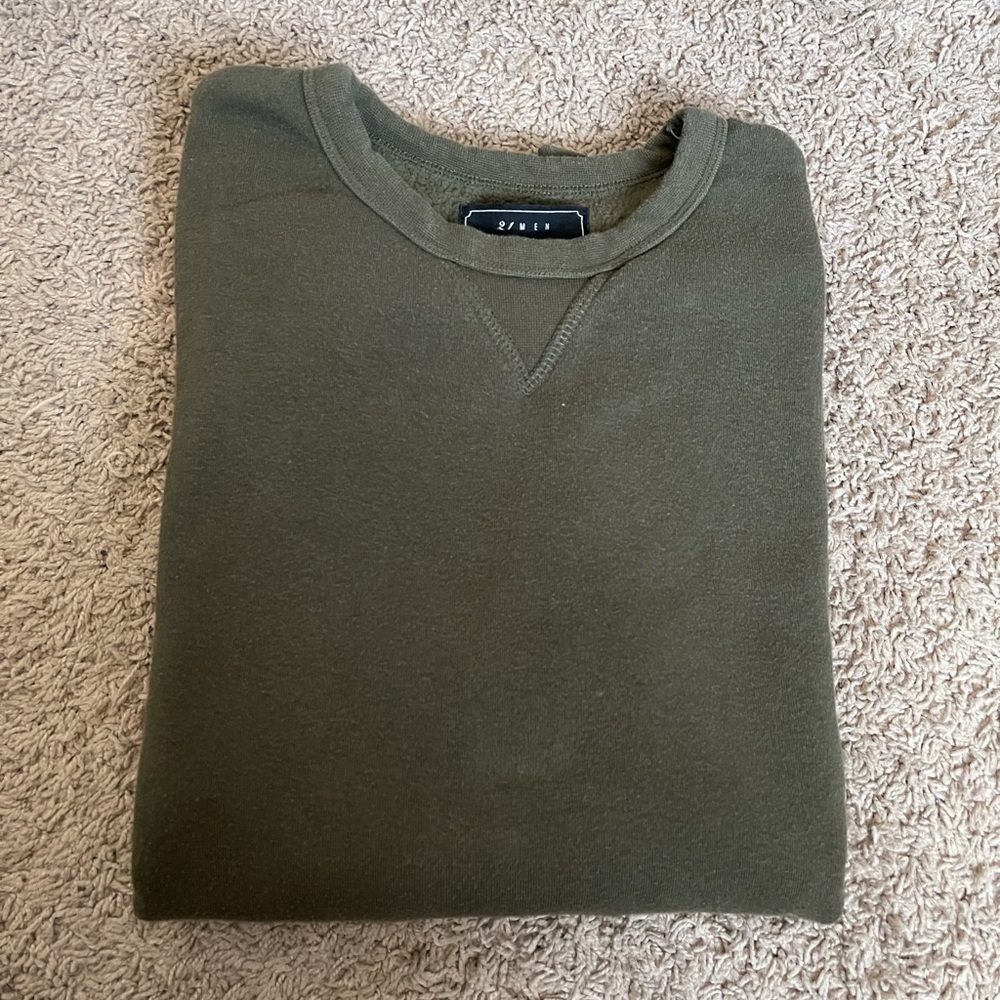 GREEN CREWNECK